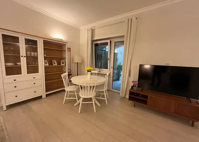 Ladolcevita-quiet & Stylish Retreat In Trastevere Appartamento